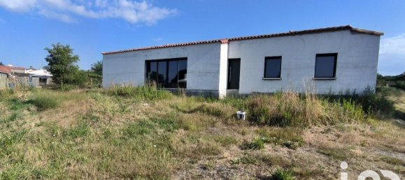 Земельный участок 1300м² в Сен-Пруан, Франция № 281049 2