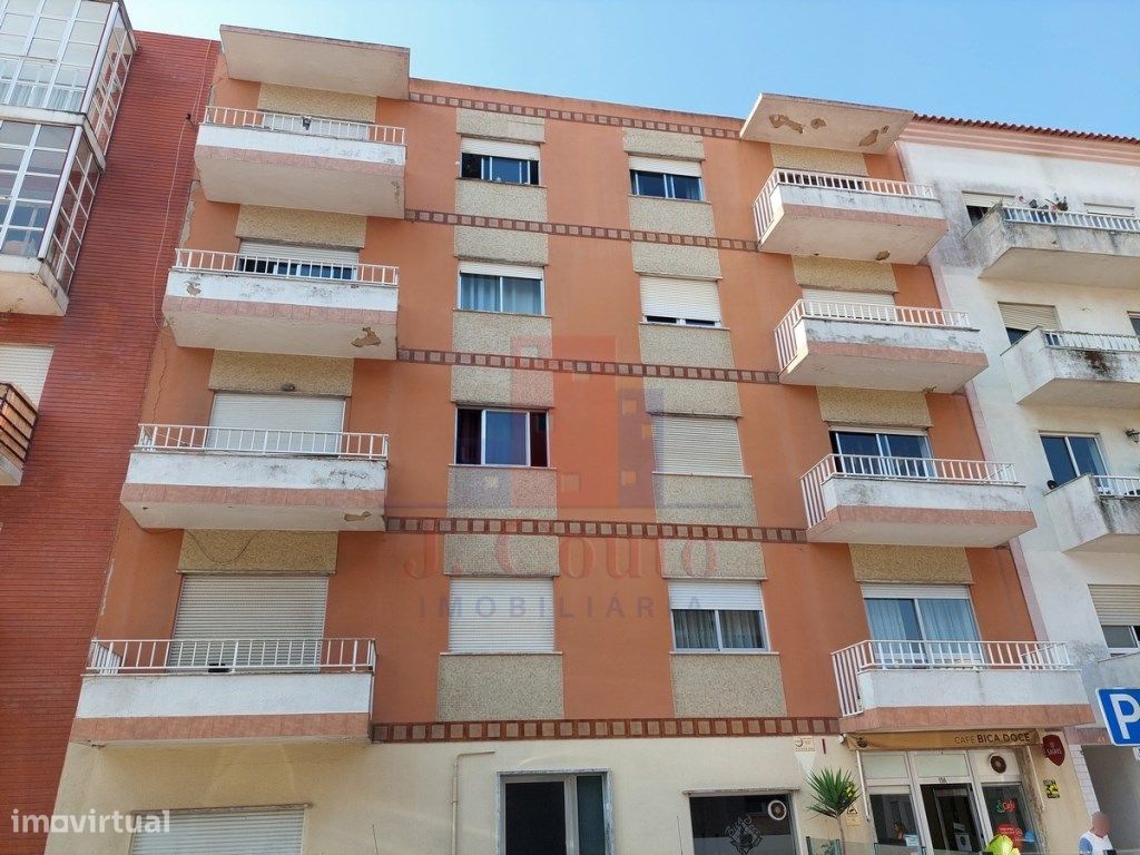 2 Schlafzimmer Wohnung in Caldas da Rainha, Portugal, Nr. 252003