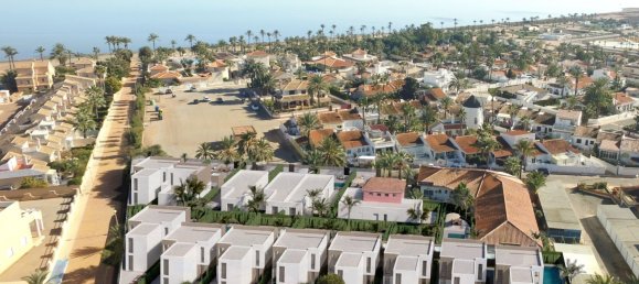 2 bedrooms Villa in Los Urrutias, Spain No. 9482 14