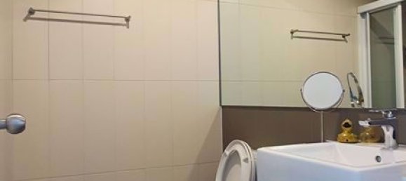 Dúplex de 1 dormitorio en Huai Khwang, Thailand No. 9979 9