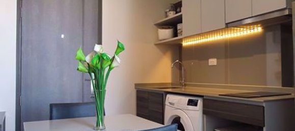 Dúplex de 1 dormitorio en Huai Khwang, Thailand No. 9979 5