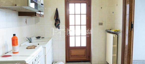 6 rooms House in Villafalletto, Italy No. 151599 6