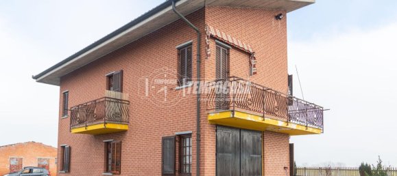 6 rooms House in Villafalletto, Italy No. 151599 28