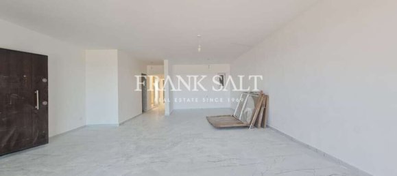 3 Schlafzimmer Wohnung in Santa Venera, Malta, Nr. 3027 2