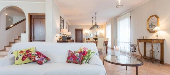 4 bedrooms Villa in Passignano sul Trasimeno, Italy No. 55677 24