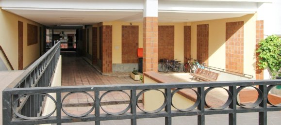 1 bedroom Apartment in Madrid, Spain No. 167453 20