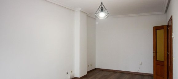 1 bedroom Apartment in Madrid, Spain No. 167453 4