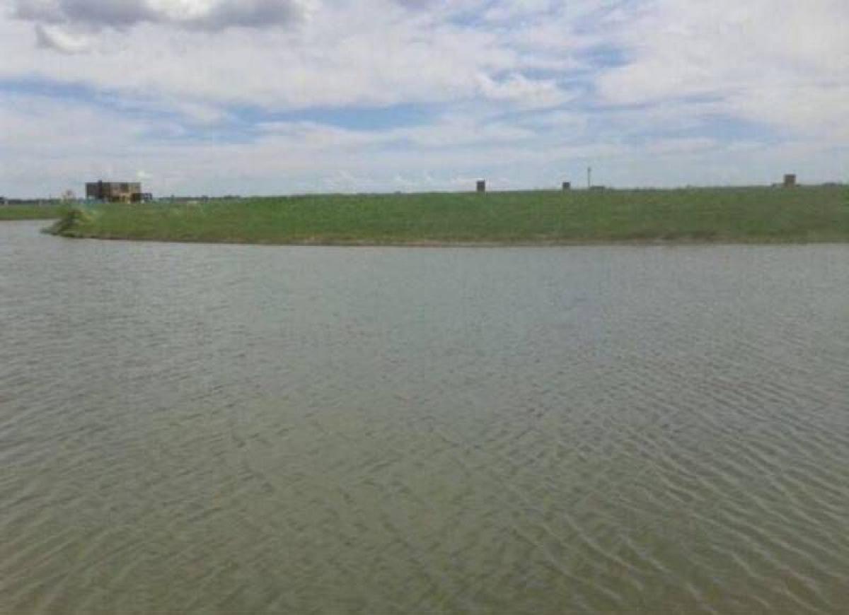  Land in Escobar, Argentina No. 116898