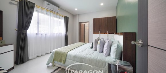 4 bedrooms Cafe / restaurant in Pattaya, Thailand No. 8686 11