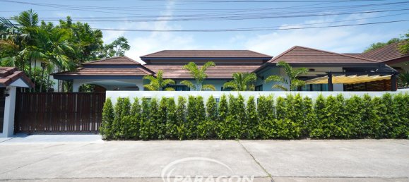 4 bedrooms Cafe / restaurant in Pattaya, Thailand No. 8686 4