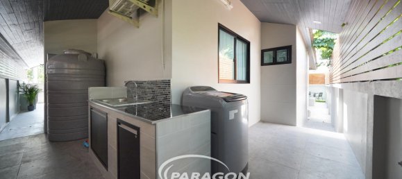 4 bedrooms Cafe / restaurant in Pattaya, Thailand No. 8686 7