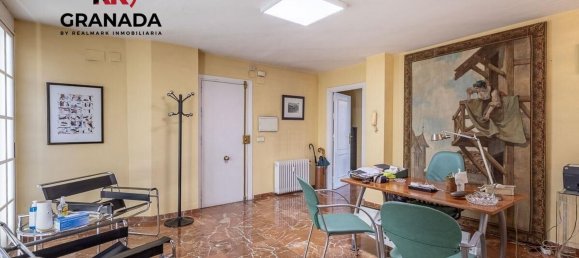 3 bedrooms Apartment in Granada, Spain No. 25997 2