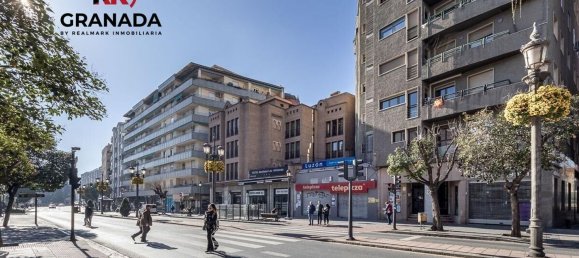 3 bedrooms Apartment in Granada, Spain No. 25997 23