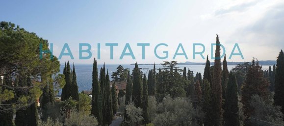 7 rooms Villa in Gardone Riviera, Italy No. 121495 23