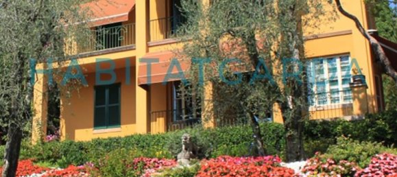 7 rooms Villa in Gardone Riviera, Italy No. 121495 26