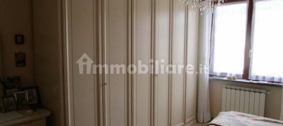 Apartamento de 4 habitaciónes en Montevarchi, Italy No. 74516 3