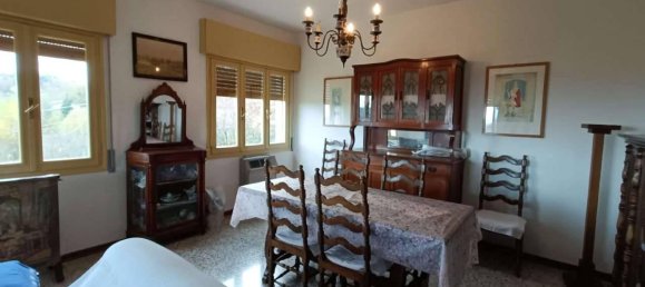 4-Zimmer Haus in Viano, Italy, Nr. 158105 14