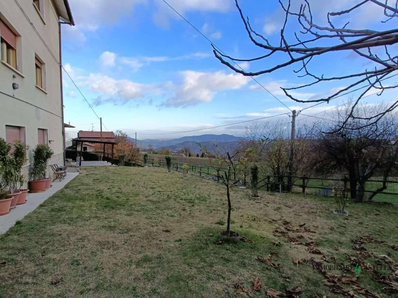 4-Zimmer Haus in Viano, Italy, Nr. 158105