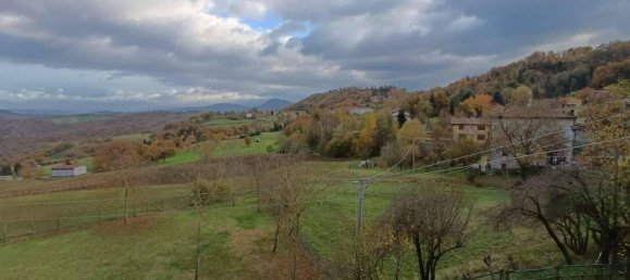 4-Zimmer Haus in Viano, Italy, Nr. 158105 3