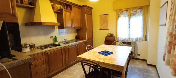 4-Zimmer Haus in Viano, Italy, Nr. 158105 16