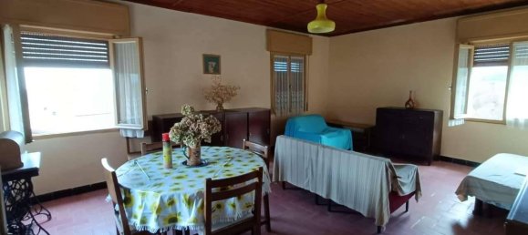 4-Zimmer Haus in Viano, Italy, Nr. 158105 25