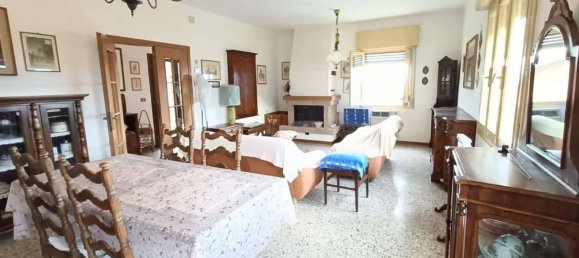 4-Zimmer Haus in Viano, Italy, Nr. 158105 12