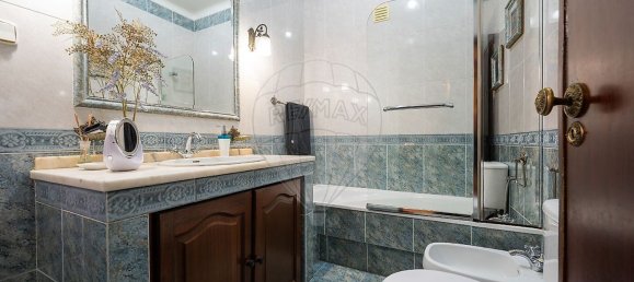 5 bedrooms House in Corroios, Portugal No. 164021 11