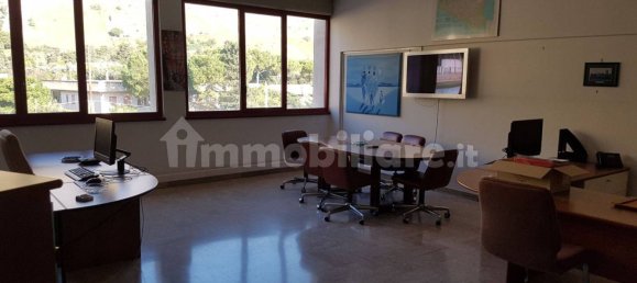 Armazém de 5 divisões em Palermo, Italy N.º 259401 3