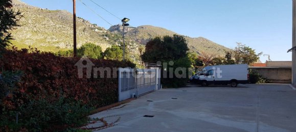 Armazém de 5 divisões em Palermo, Italy N.º 259401 2