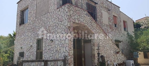 4 bedrooms Villa in Balestrate, Italy No. 268429 4