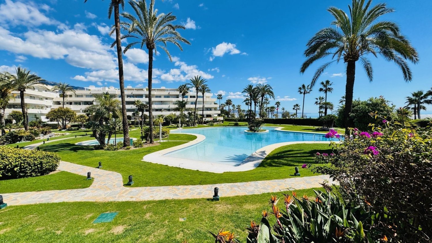 Квартира с 3 спальнями в Марбелья, Испания № 154141