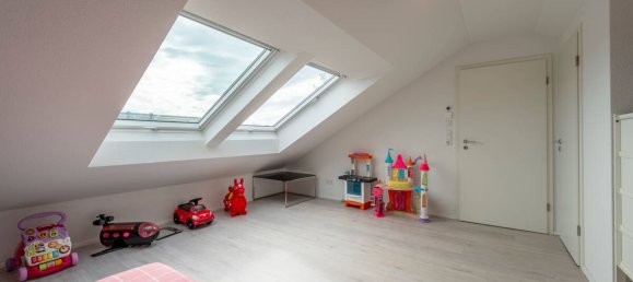 Таунхаус с 5 комнатами в Штутгарт, Германия № 18032 25