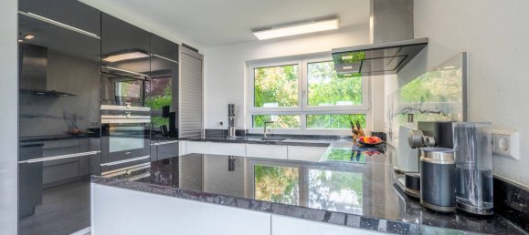 Таунхаус с 5 комнатами в Штутгарт, Германия № 18032 4