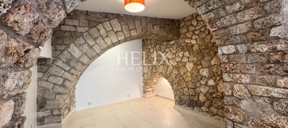 3 bedrooms House in Le Pecq, France No. 177112 15