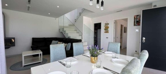 3 bedrooms Villa in San Miguel de Salinas, Spain No. 12741 8