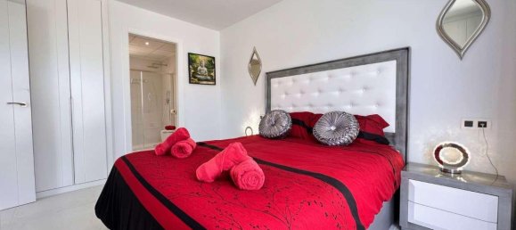 3 bedrooms Villa in San Miguel de Salinas, Spain No. 12741 12