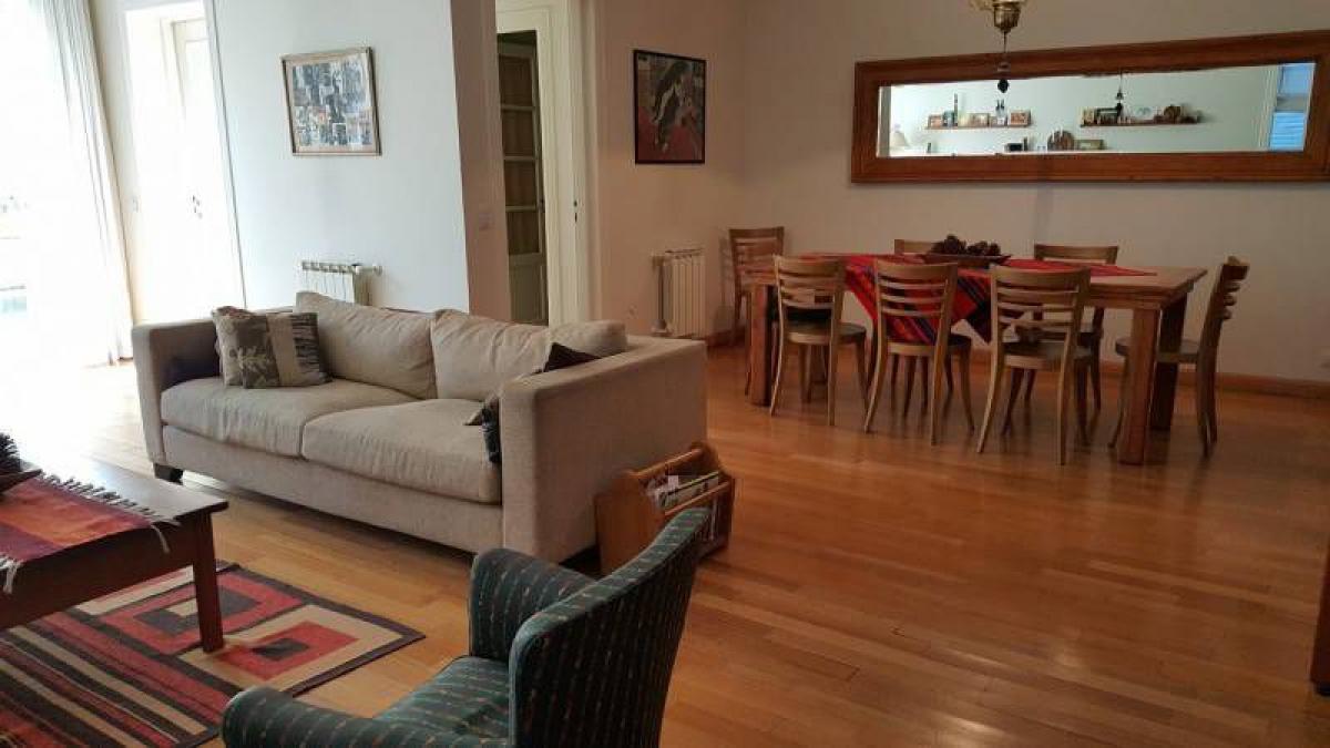 5 bedrooms House in Buenos Aires, Argentina No. 101632