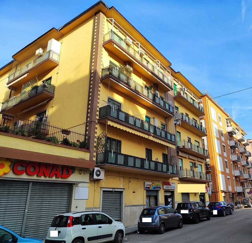 5-Zimmer Wohnung in Benevento, Italy, Nr. 222158