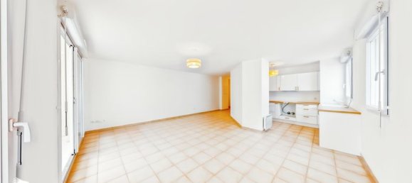 3 bedrooms Apartment in Marseille, France No. 312483 7