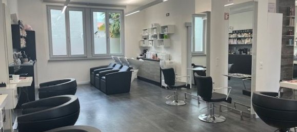 Коммерческая недвижимость 110м² в Сан Микеле аль Адидже, Италия № 80874 9