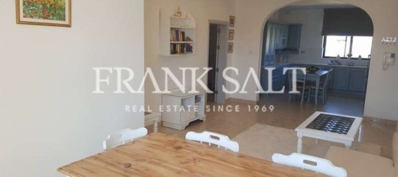 Квартира с 3 спальнями в Сент-Джулианс, Мальта № 6725 8