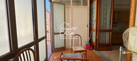 2 Schlafzimmer Wohnung in San Giorgio a Cremano, Italy, Nr. 260922 5