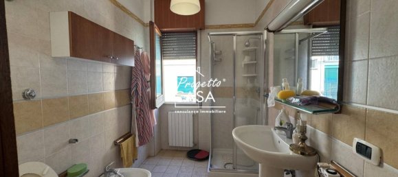 2 Schlafzimmer Wohnung in San Giorgio a Cremano, Italy, Nr. 260922 9