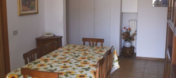 3 rooms Apartment in Gambassi Terme, Italy No. 66150 3