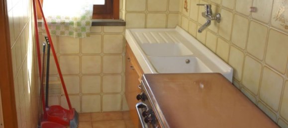 3 rooms Apartment in Gambassi Terme, Italy No. 66150 5