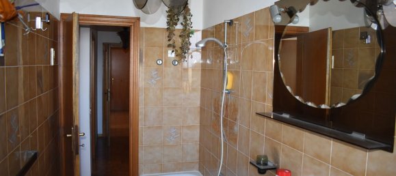 3 rooms Apartment in Gambassi Terme, Italy No. 66150 12