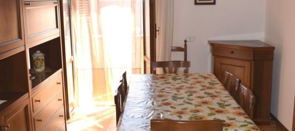 3 rooms Apartment in Gambassi Terme, Italy No. 66150 4