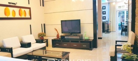 4 Schlafzimmer Villa in Tay Ho, Vietnam, Nr. 1913 4