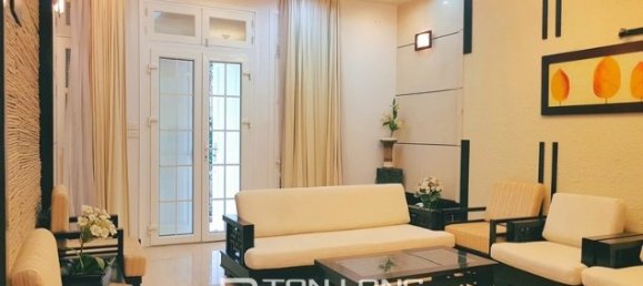 4 Schlafzimmer Villa in Tay Ho, Vietnam, Nr. 1913 3