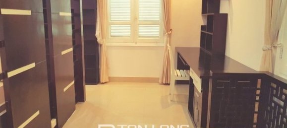 4 Schlafzimmer Villa in Tay Ho, Vietnam, Nr. 1913 18